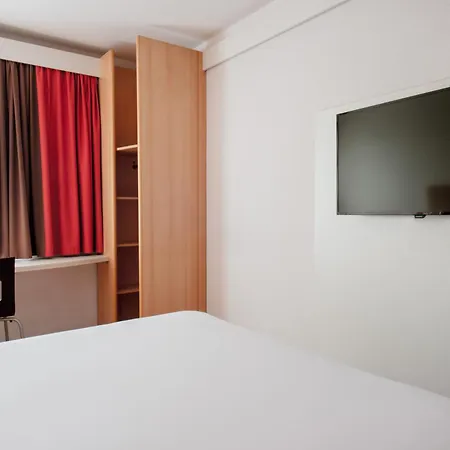 Ibis Warszawa Stare Miasto Номер фото