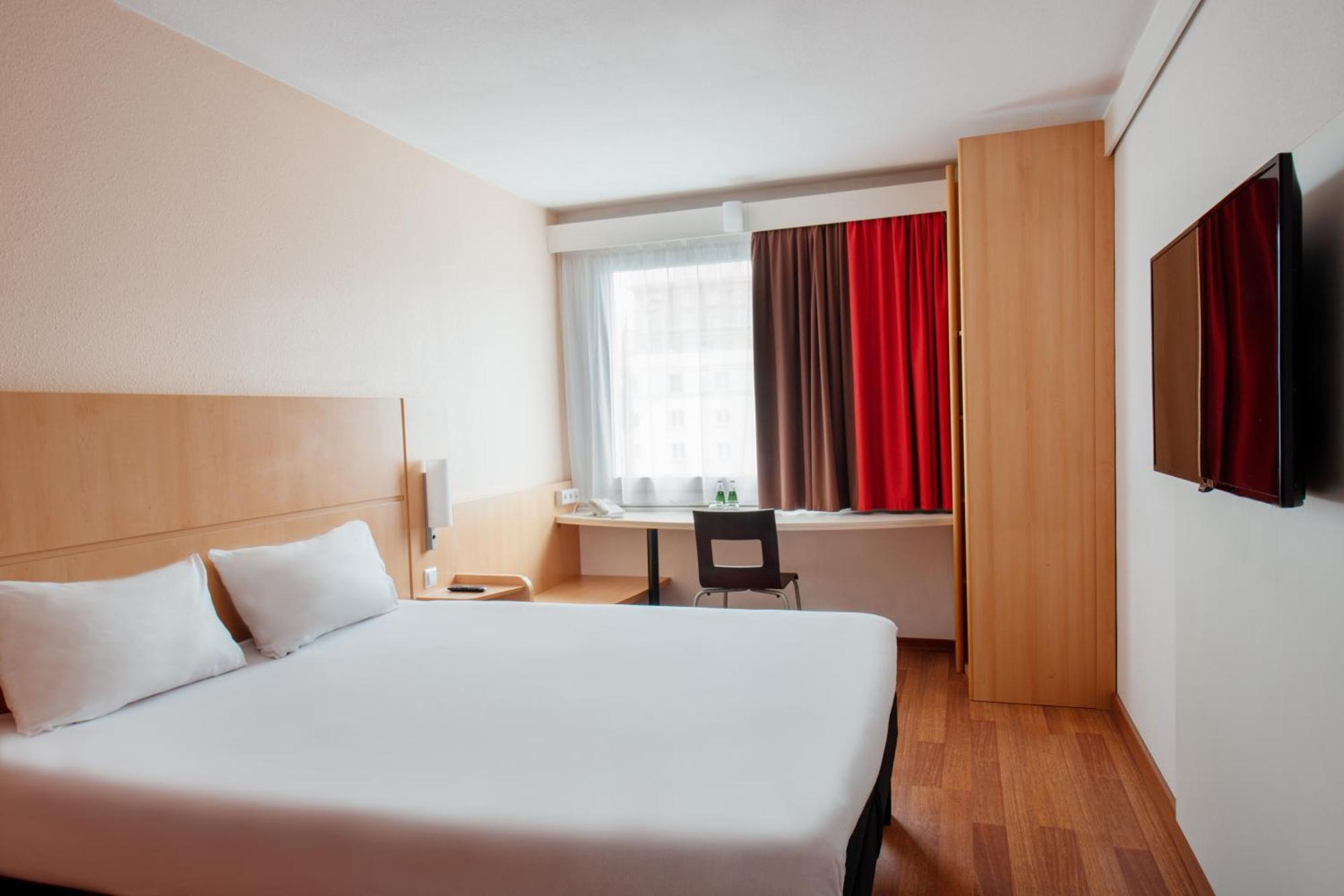 Ibis Stare 3* Warschau