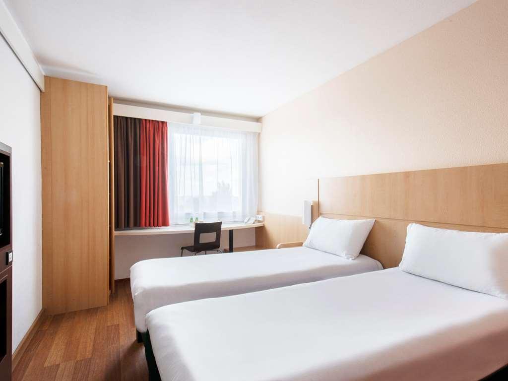 Ibis Stare Готель 3*